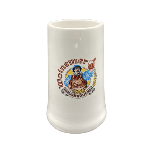 Woinemer Steinkrug – massiver Keramik-Bierkrug im Brauerei-Design